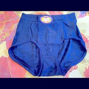 Lacy assorted embroidery floral design panties XL